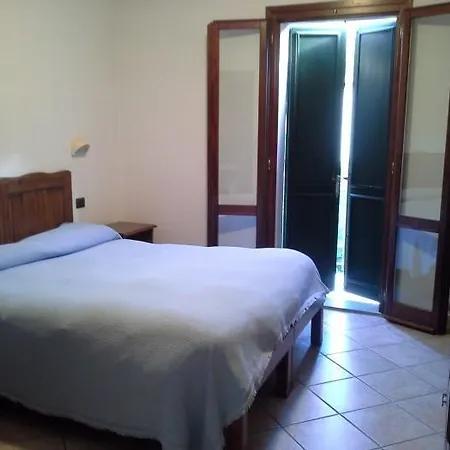 Hotel Acquacheta Valtancoli 3*